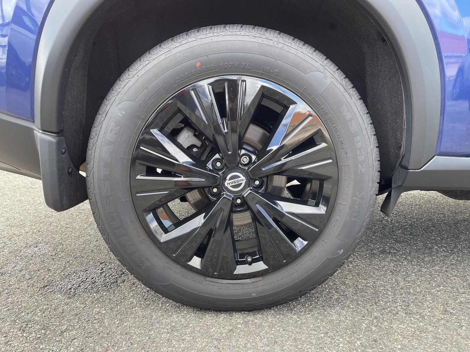 2021 Nissan Rogue SV photo 22