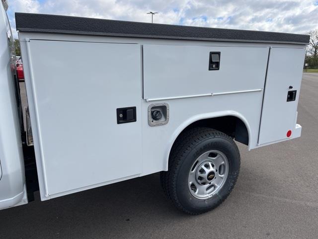 2024 Chevrolet Silverado 2500HD photo 3