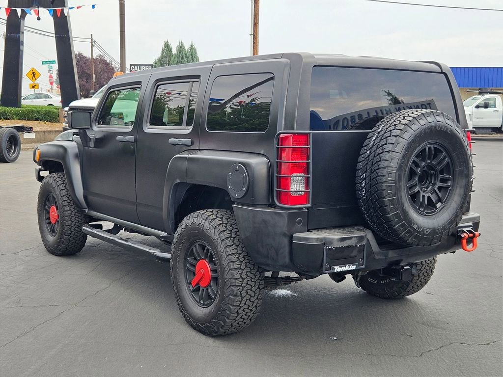2008 Hummer H3 Luxury photo 4