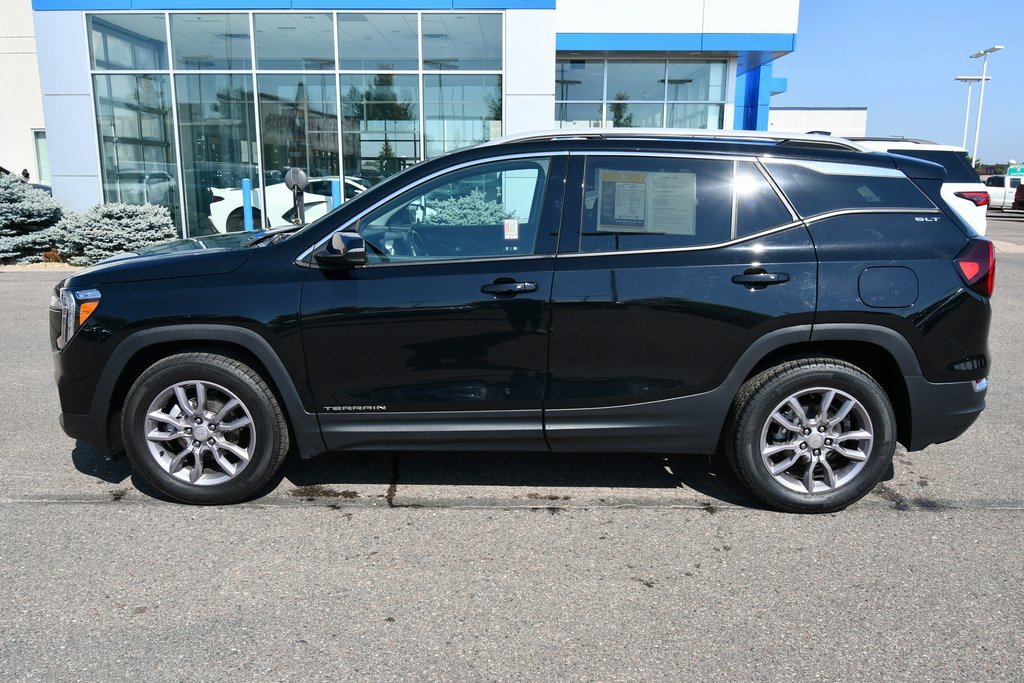 2024 Gmc Terrain SLT photo 2