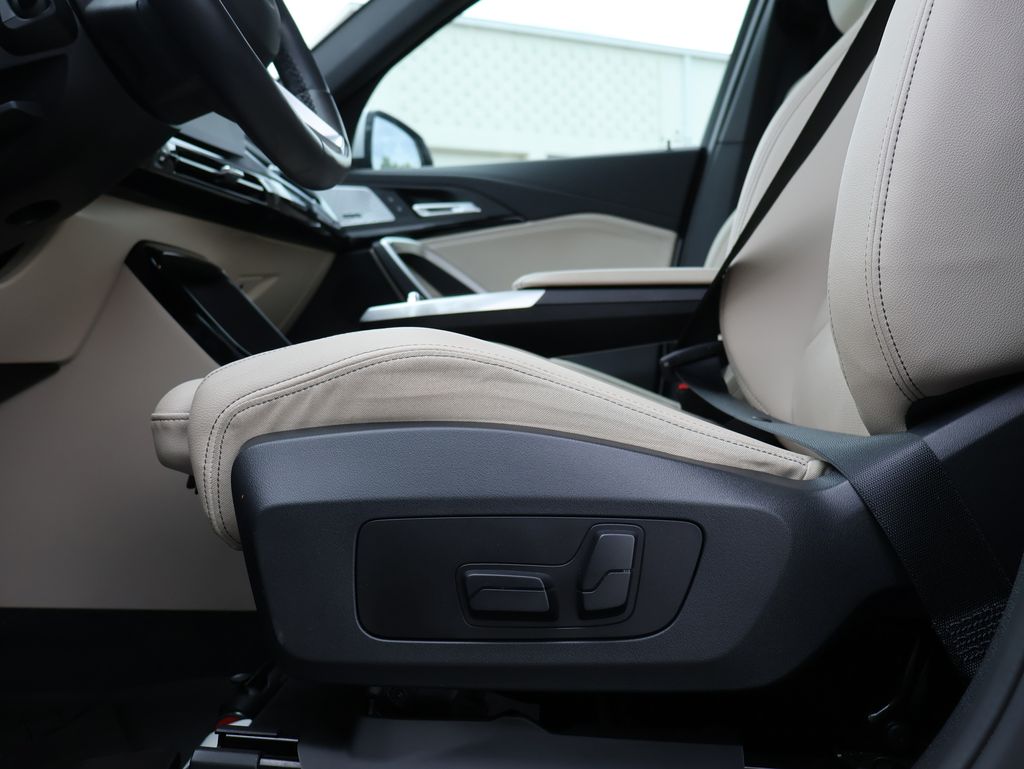 2023 Bmw X1 XDrive28i photo 36