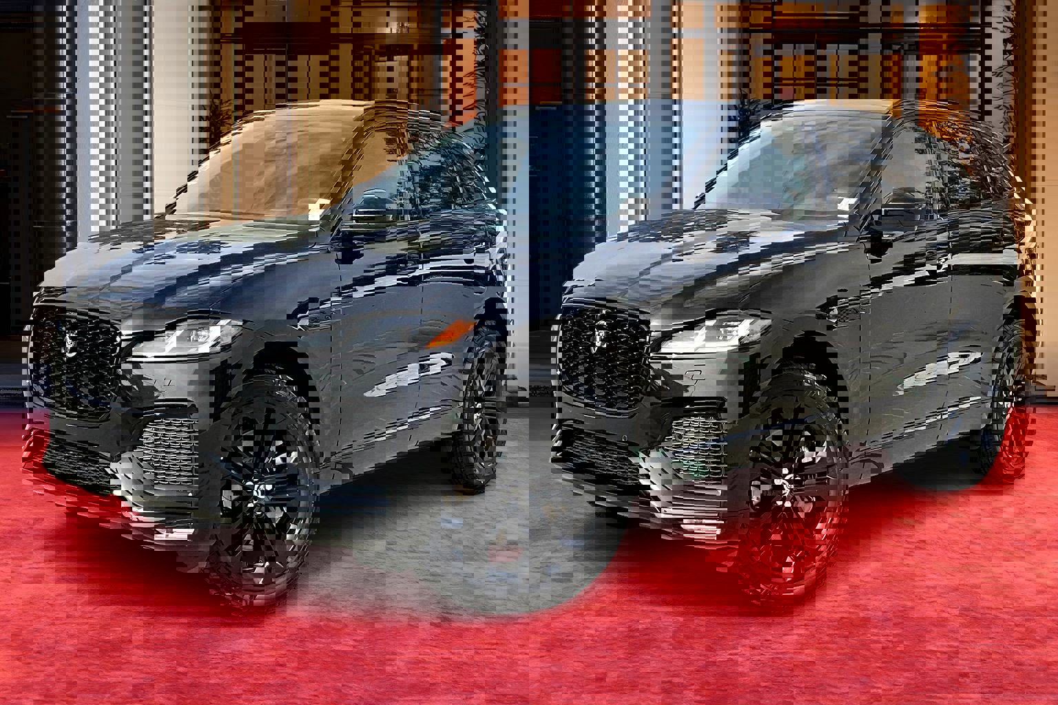 2026 Jaguar F-Pace R-Dynamic S's photo