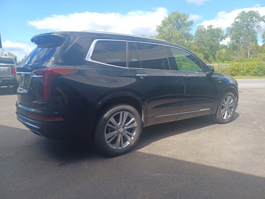 2023 Cadillac XT6 Premium Luxury photo 4