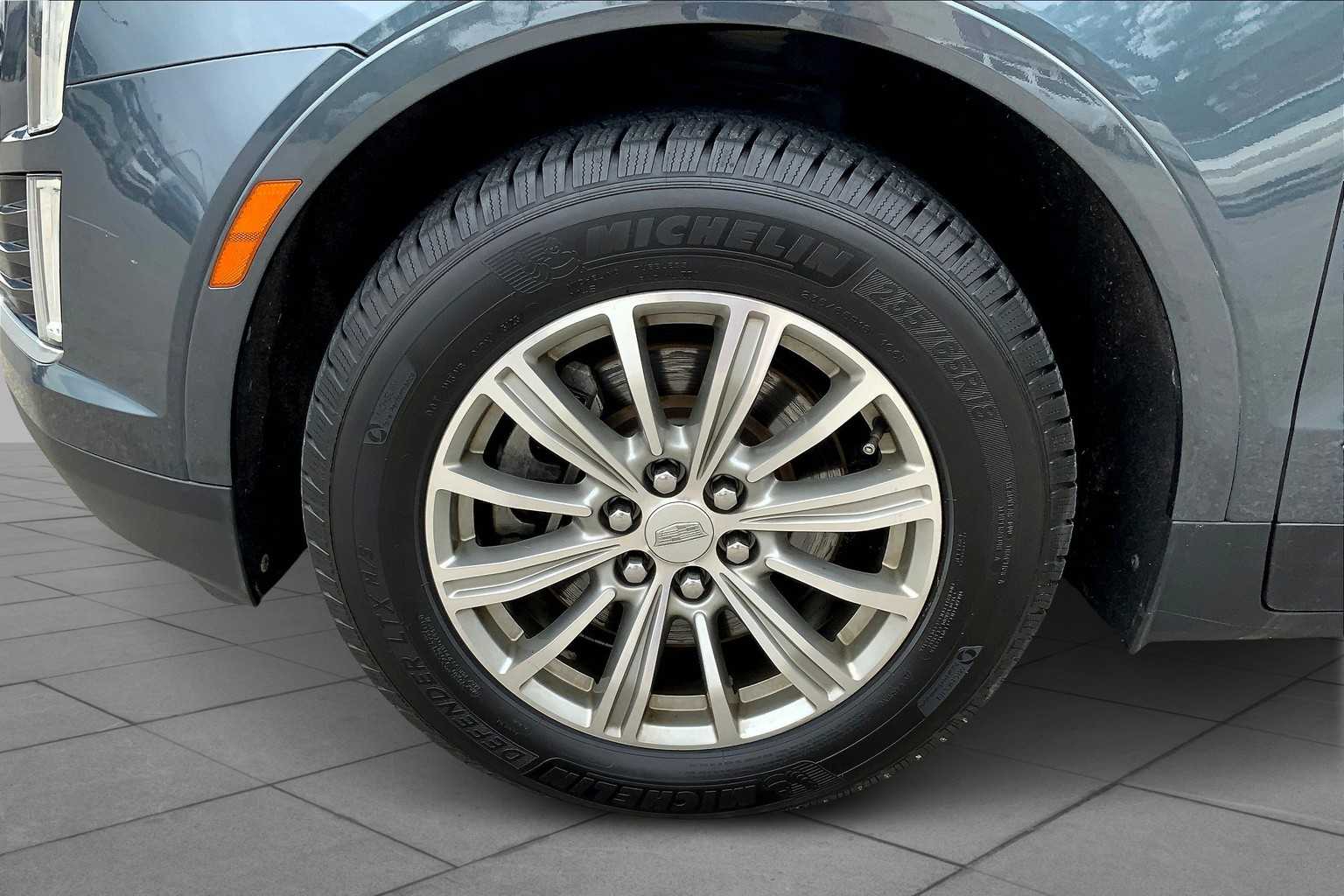 2019 Cadillac XT5 Luxury photo 10