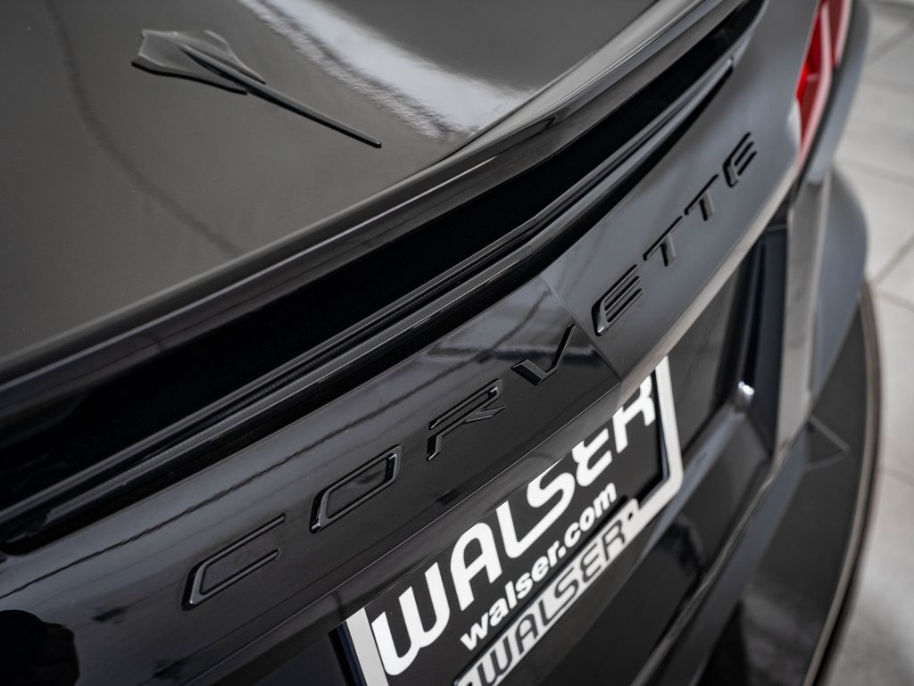 2023 Chevrolet Corvette Stingray 2LT photo 17