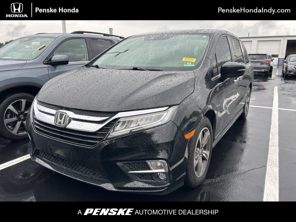 Pre-Owned 2018 Honda Odyssey Touring 4D Passenger Van in