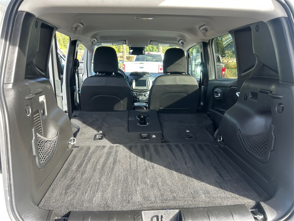 2019 Jeep Renegade Trailhawk photo 21