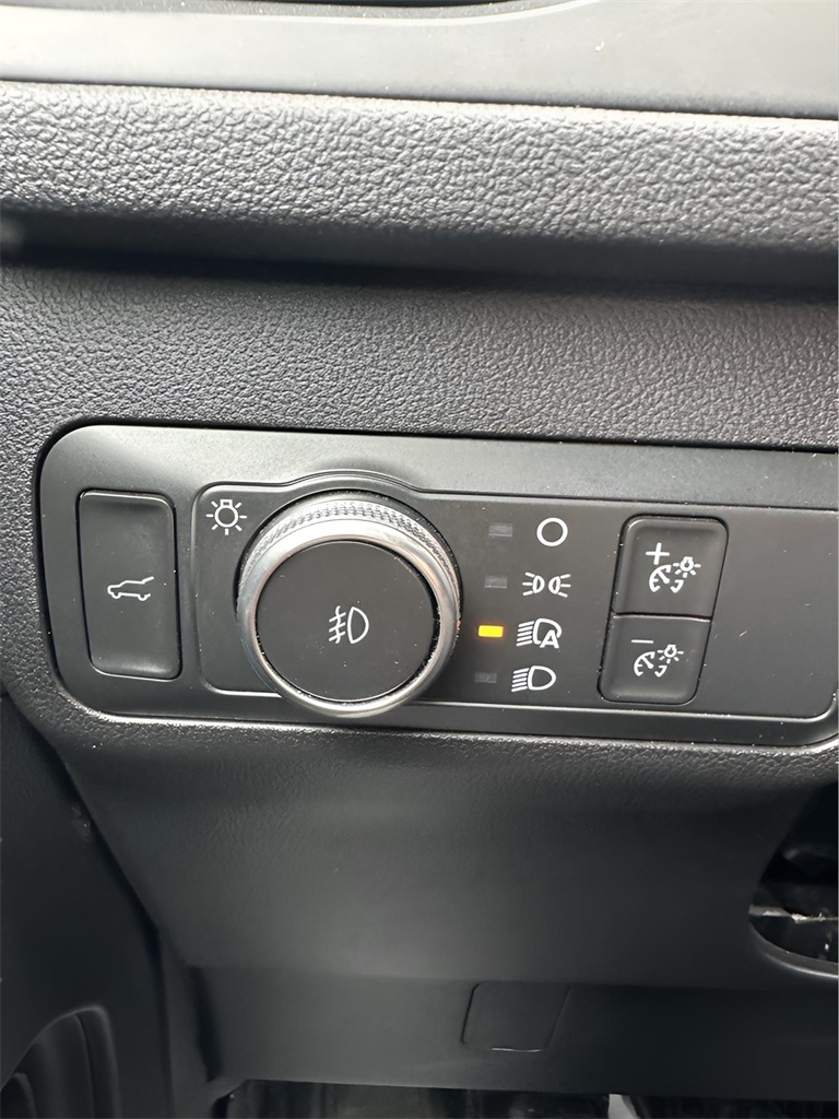 2022 Ford Escape SEL photo 20