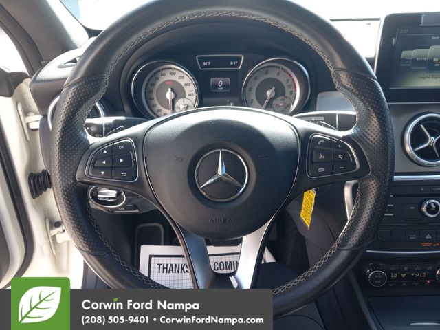 2016 Mercedes Benz CLA 250 photo 14
