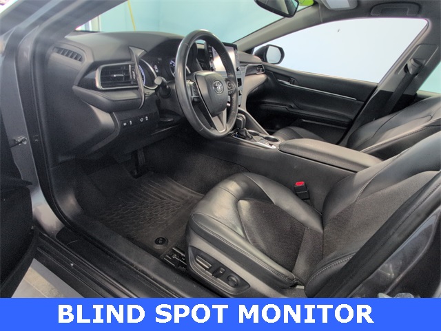 2023 Toyota Camry Hybrid XLE photo 5