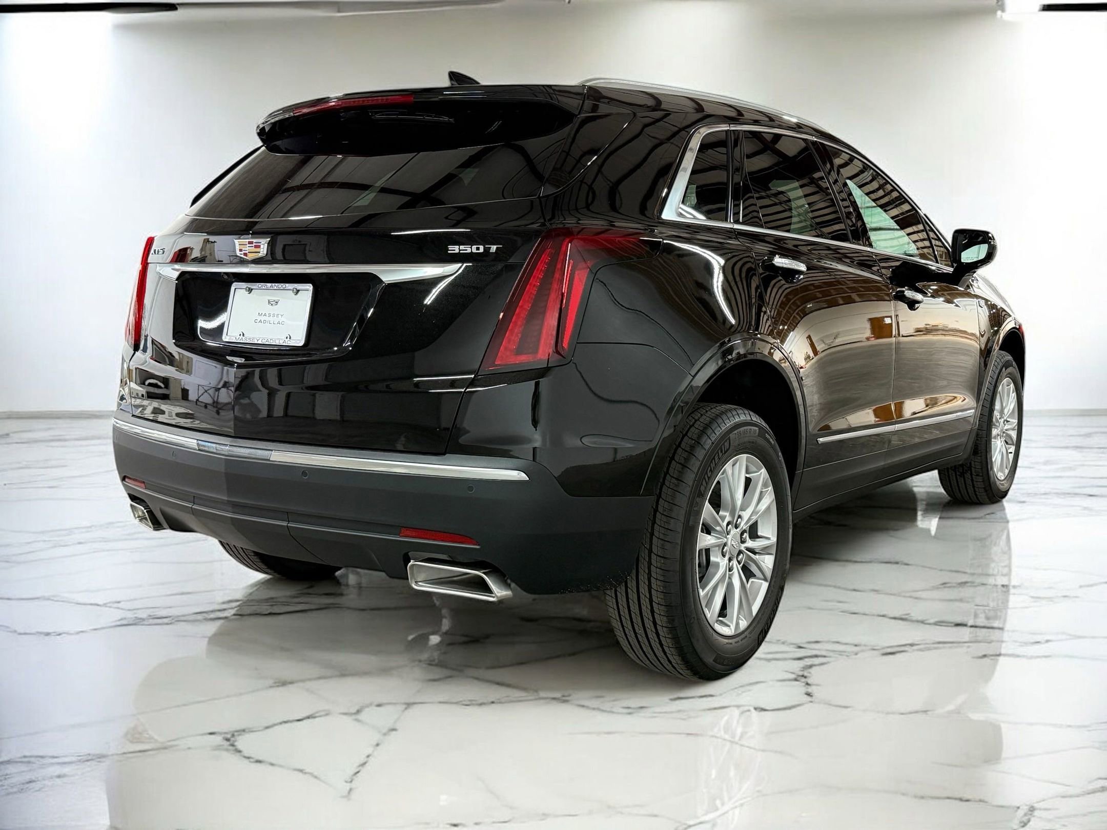 2025 Cadillac XT5 Luxury photo 4