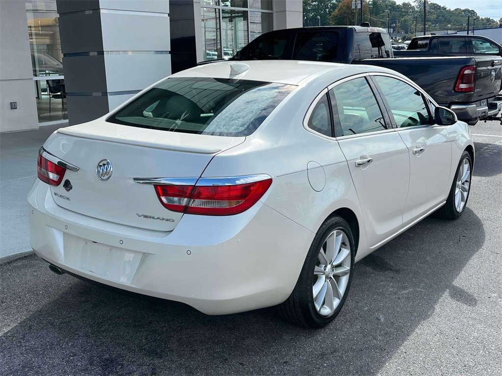 2016 Buick Verano Leather photo 3