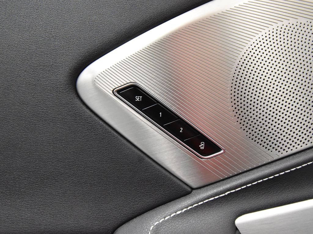 2020 Chevrolet Corvette Stingray 2LT Z51 photo 2