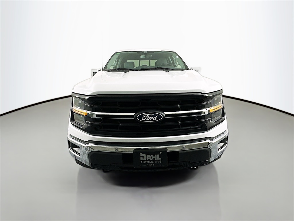 2025 Ford F-150 XLT photo 2