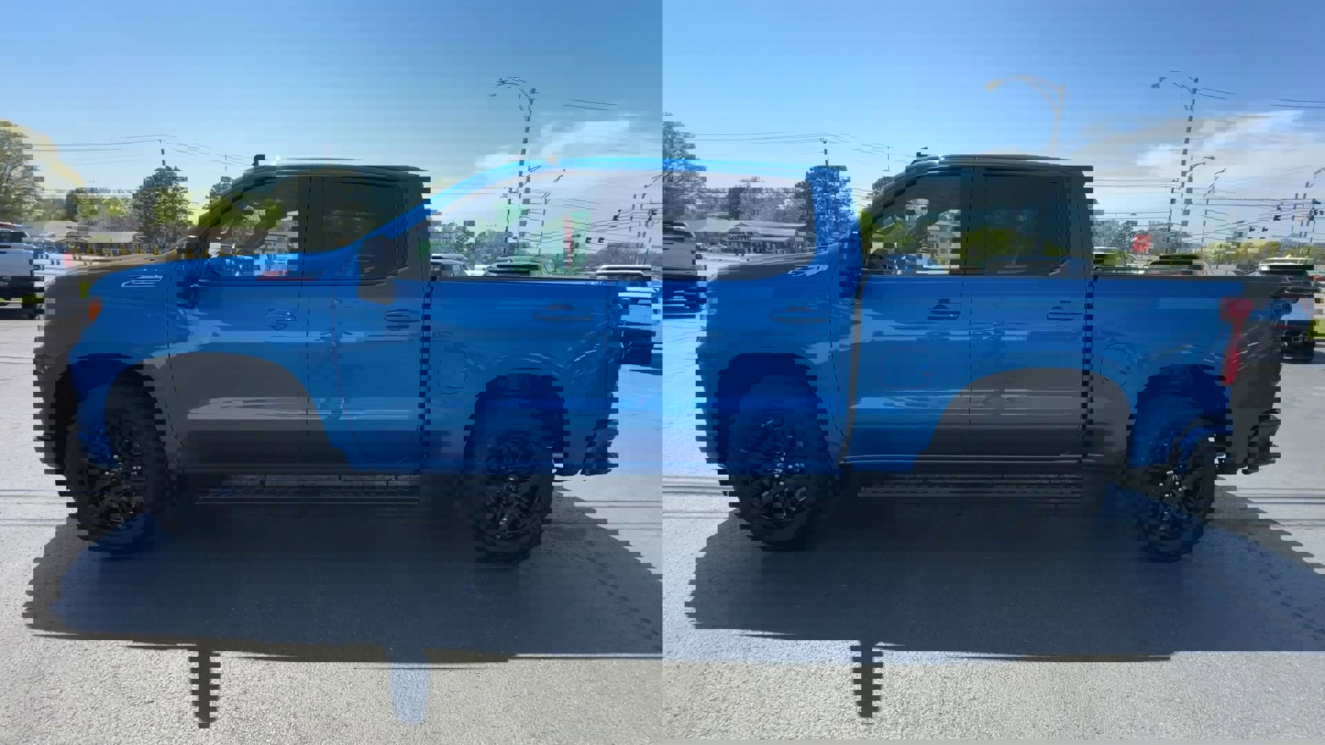 2022 Chevrolet Silverado 1500 RST photo 4