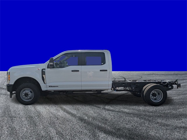 2026 Ford F-350 photo 6