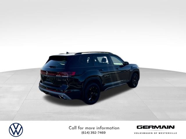 2025 Volkswagen Atlas Peak Edition SE photo 4