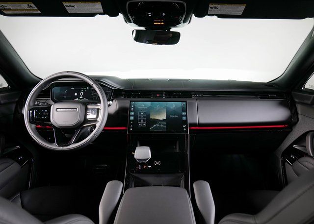 2025 Land Rover Range Rover Sport SE photo 4