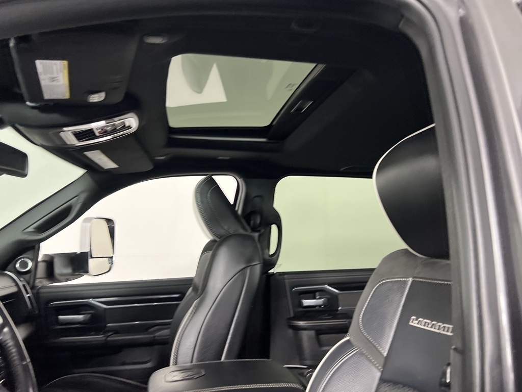 2022 Ram 2500 Laramie photo 20