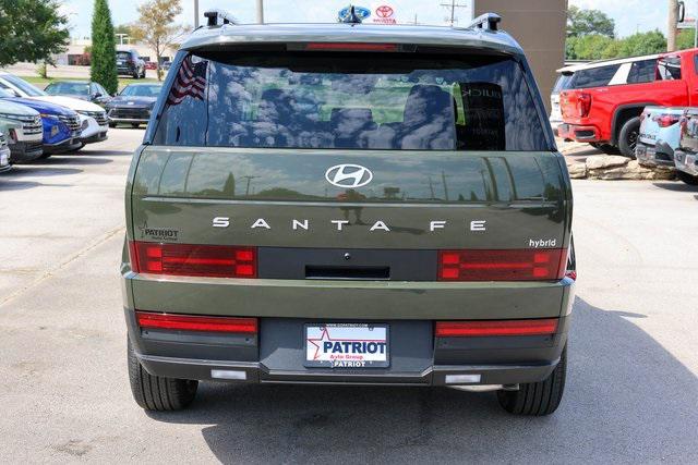 New 2025 Green Hyundai SEL image 4