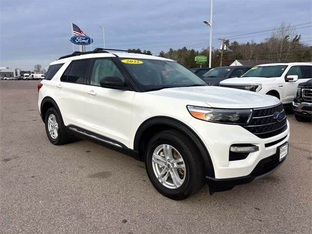 2022 Ford Explorer XLT's photo