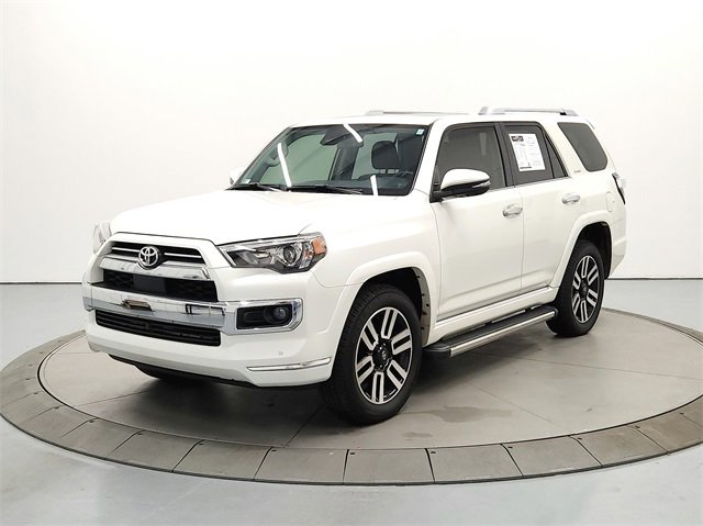 2023 Toyota 4Runner Limited photo 3
