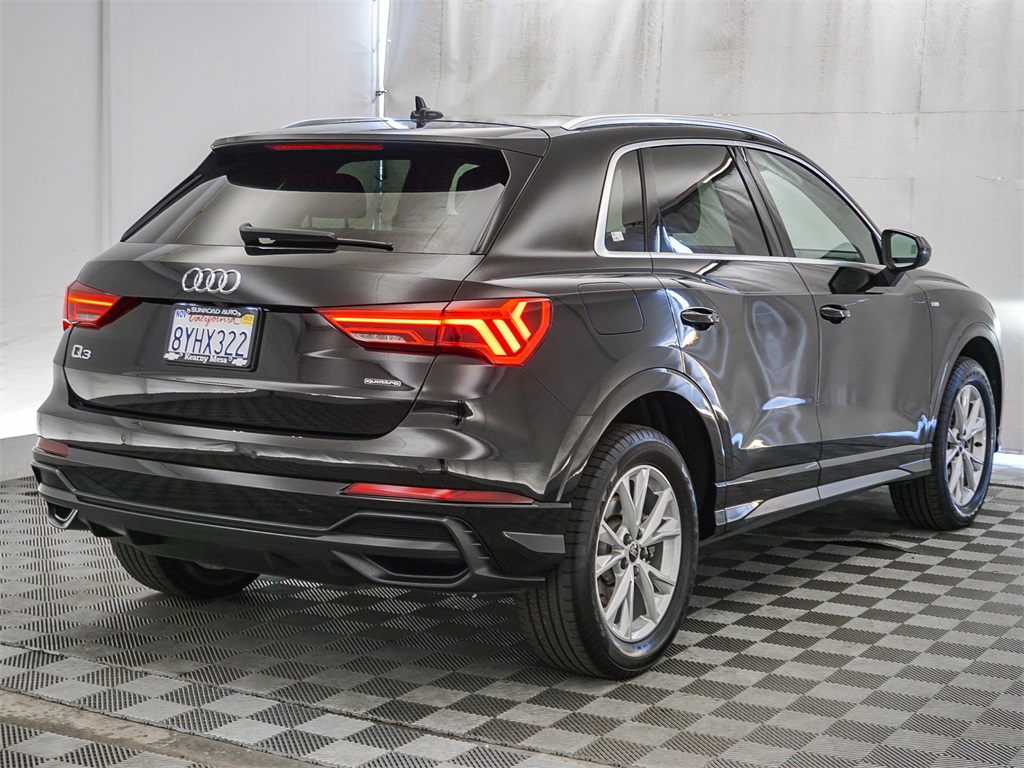 2022 Audi Q3 Premium S line photo 3