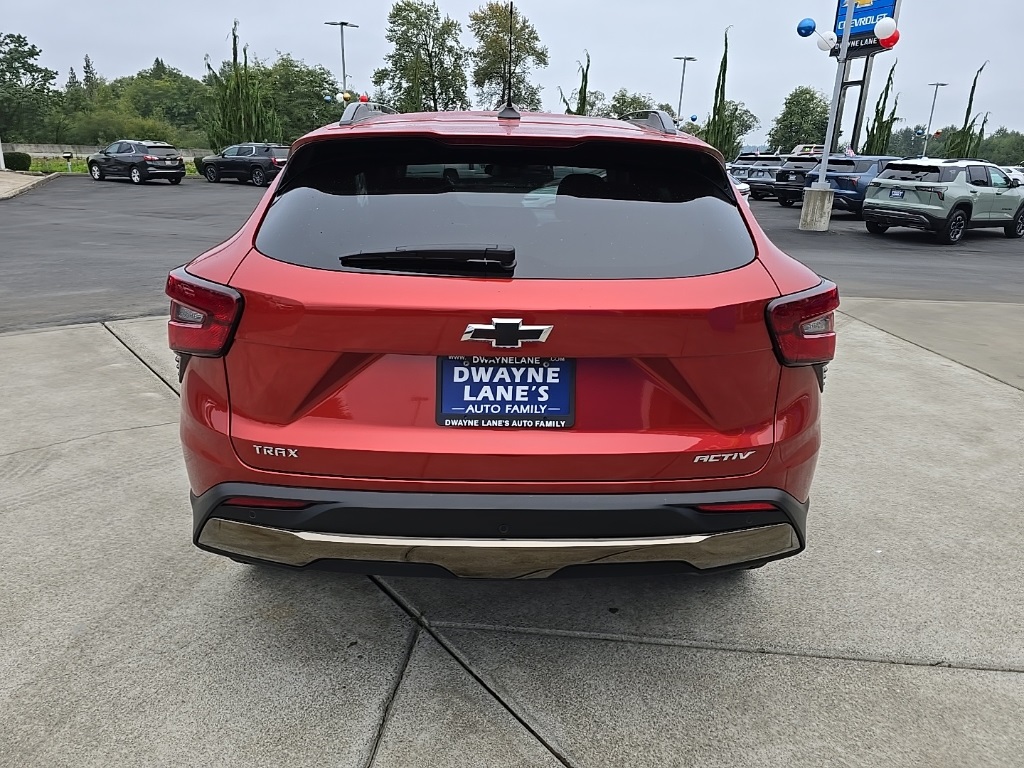 2024 Chevrolet Trax ACTIV photo 2