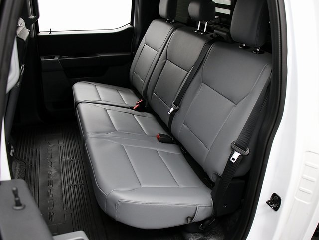 2024 Ford F-350 XL photo 3