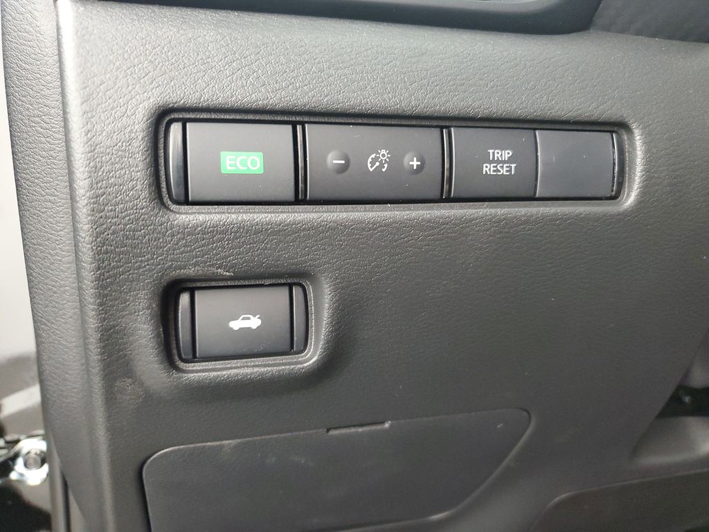 2025 Nissan Sentra S photo 25