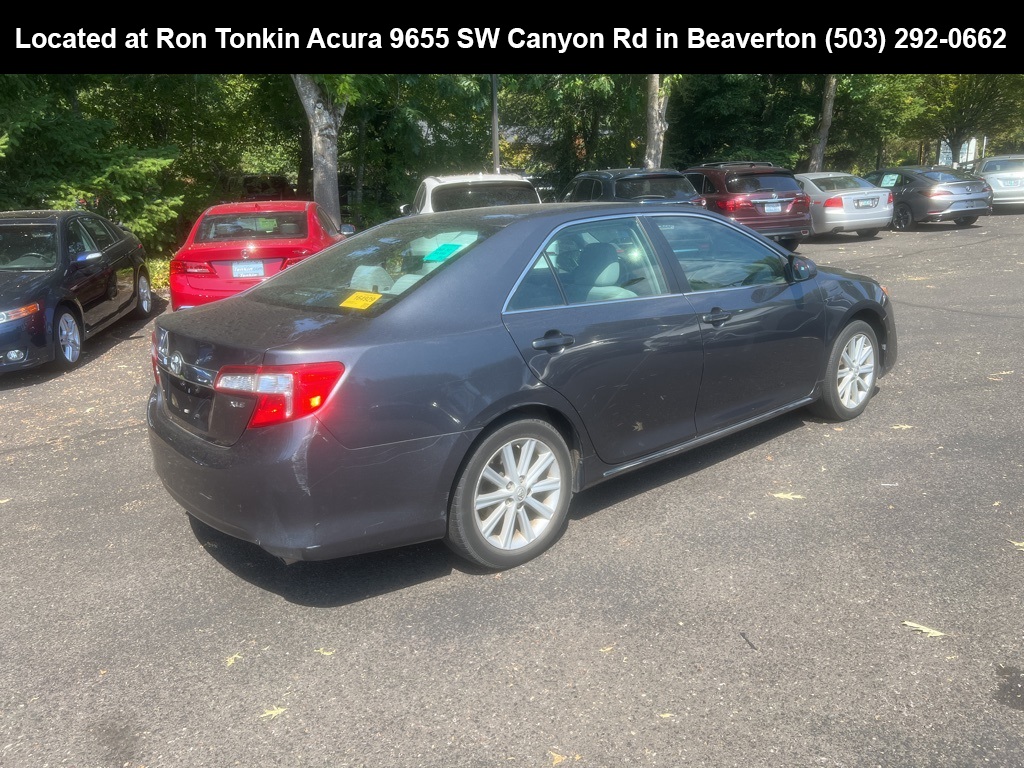 2012 Toyota Camry XLE photo 4