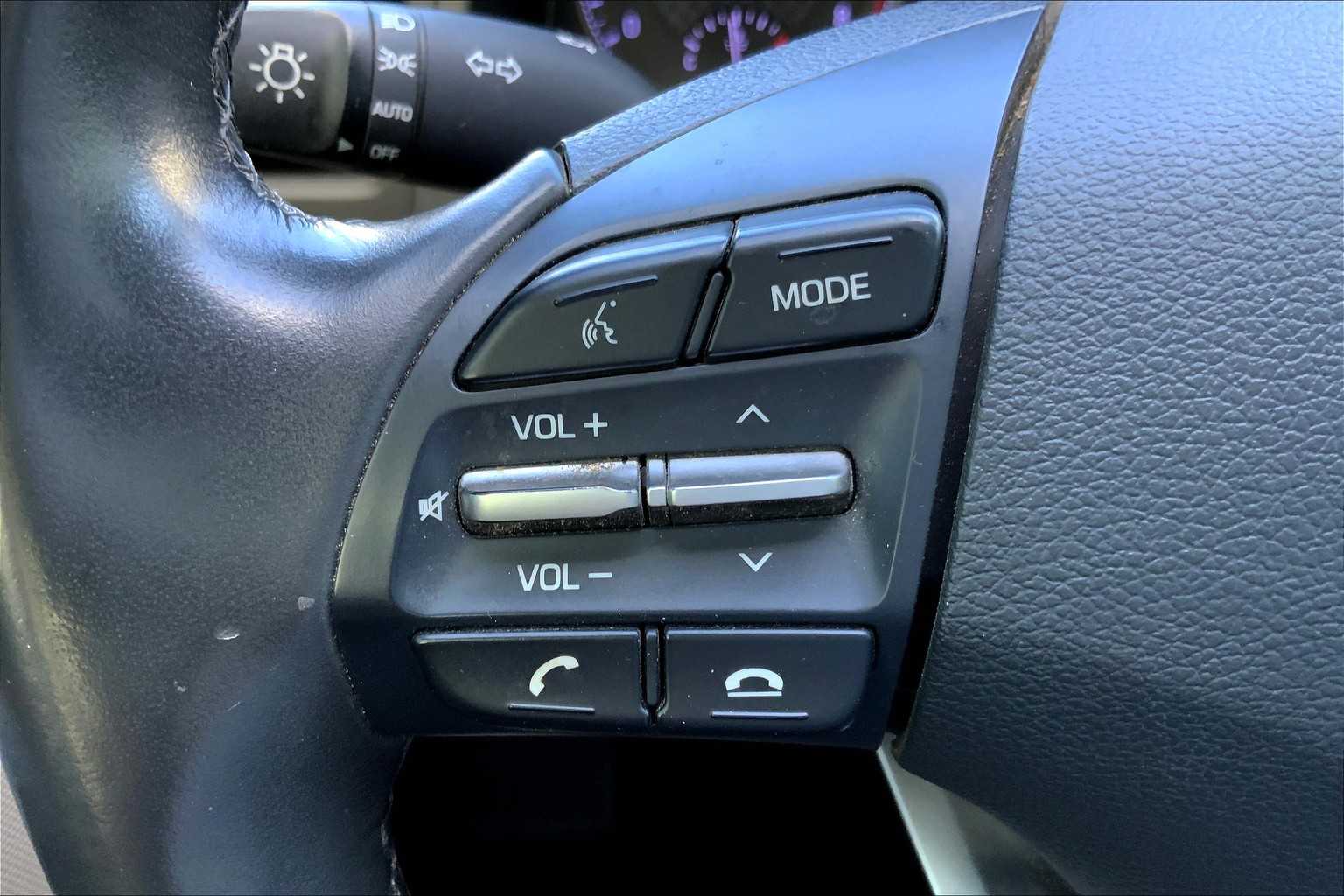 2019 Hyundai Elantra Value Edition photo 21