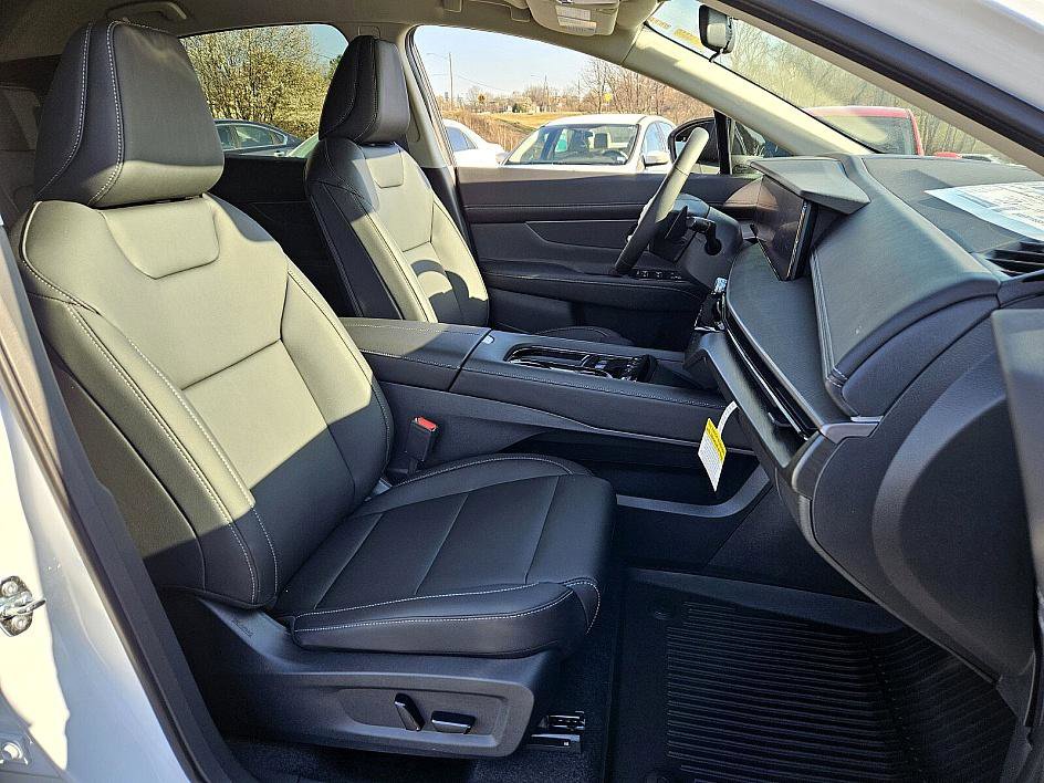 2025 Nissan Murano SV photo 12