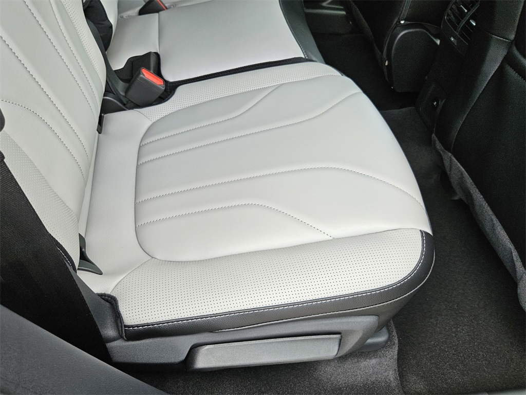 2025 Ford Escape Plug-In Hybrid photo 31