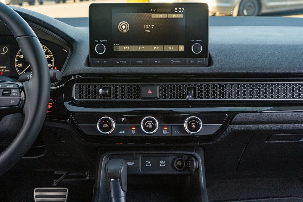 2025 Honda Civic Sport photo 19