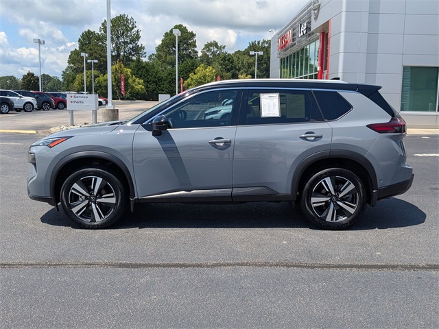 2024 Nissan Rogue SL photo 6