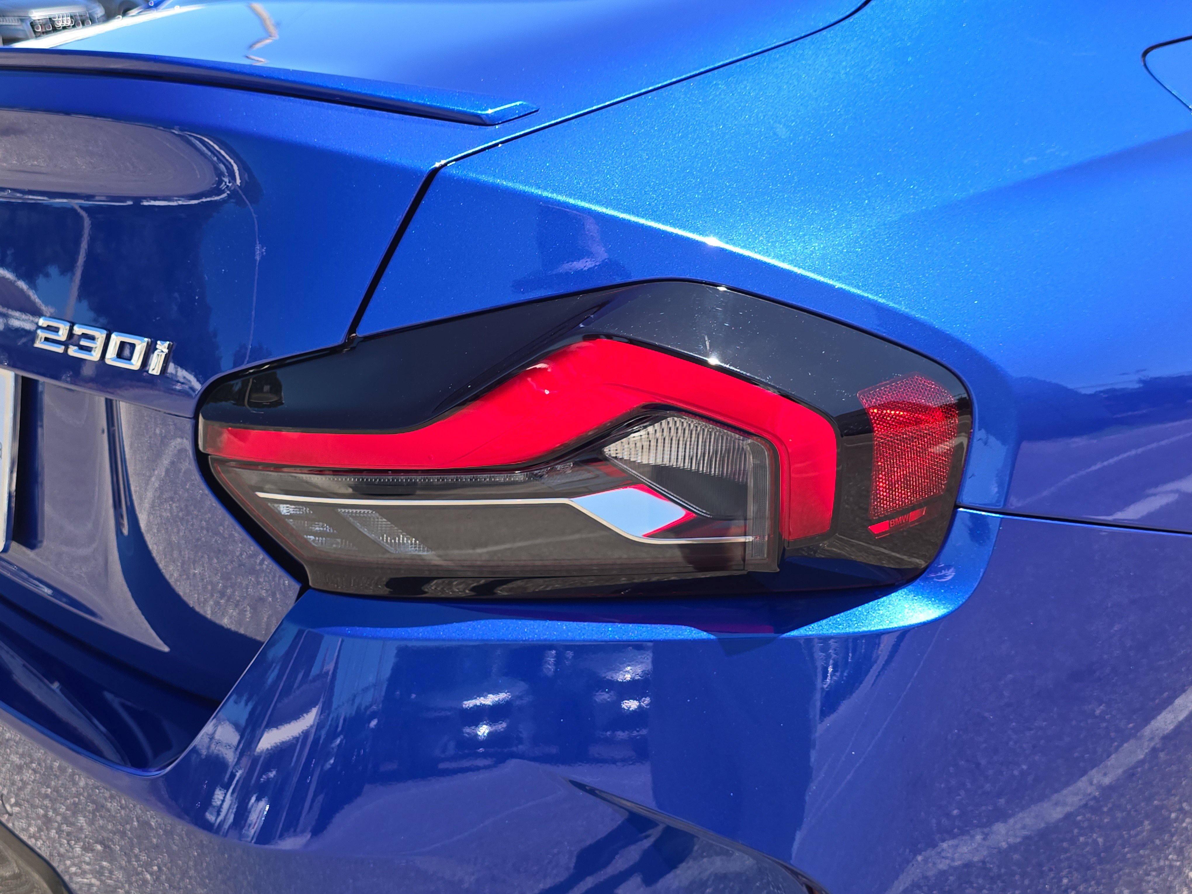 2025 Bmw 230i photo 2