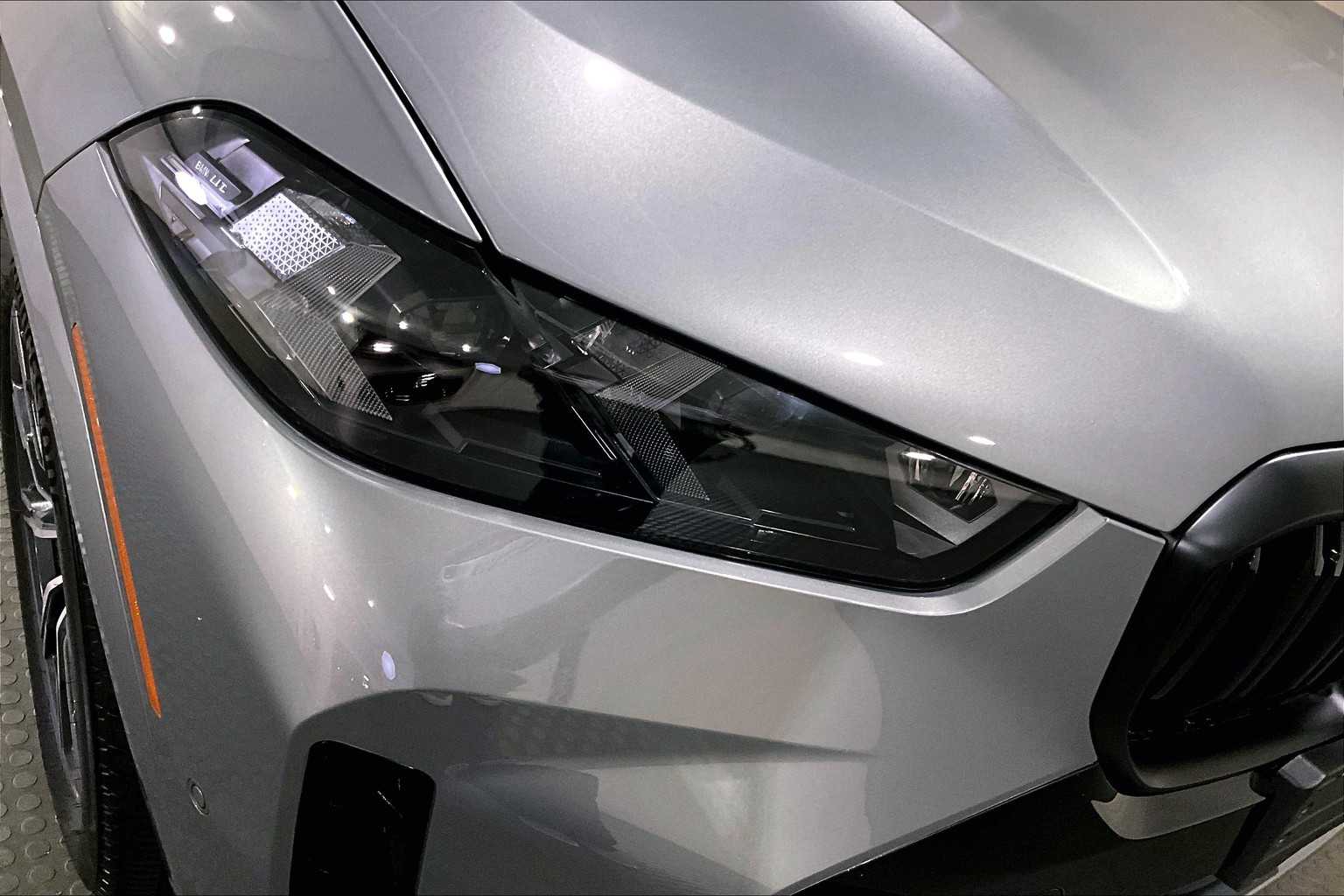 2025 Bmw X5 M60i photo 25
