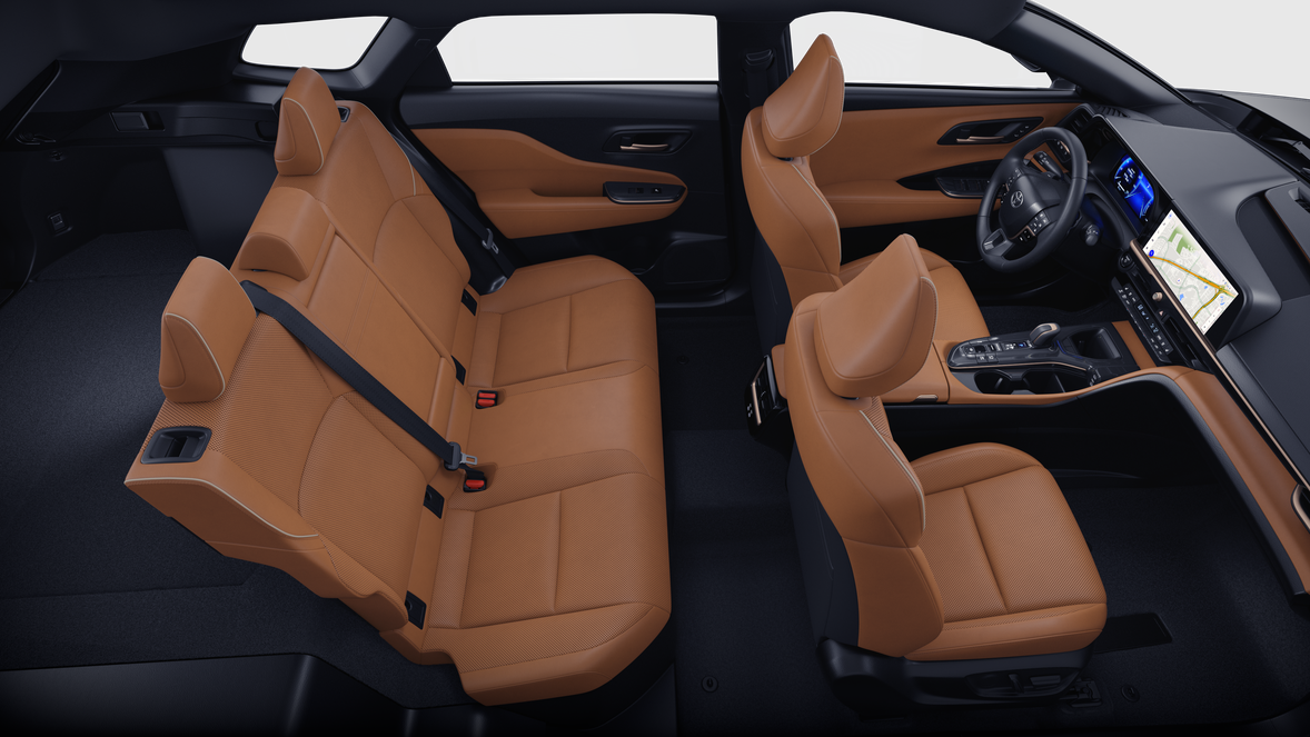 2025 Toyota Crown Signia XLE photo 4