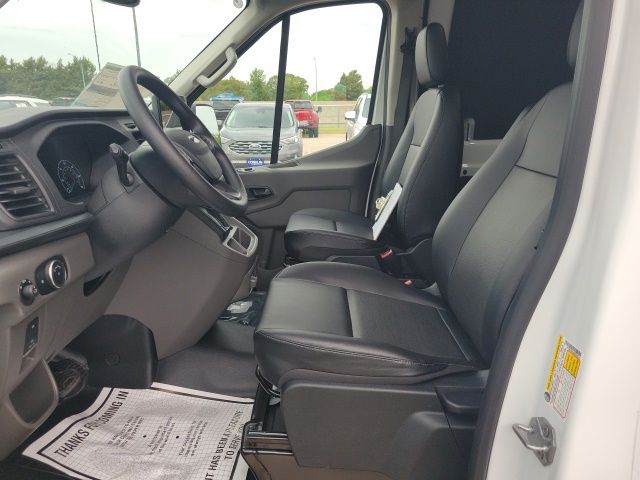 2025 Ford Transit photo 13