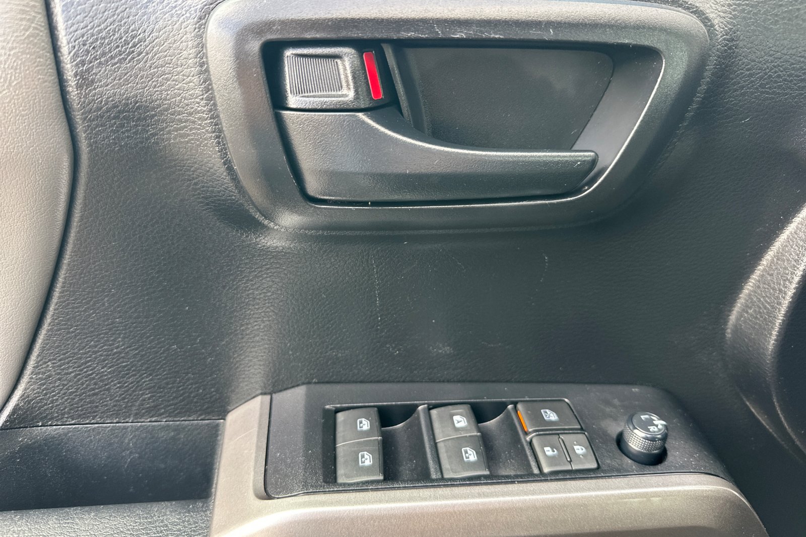 2022 Toyota Tacoma SR5 photo 10