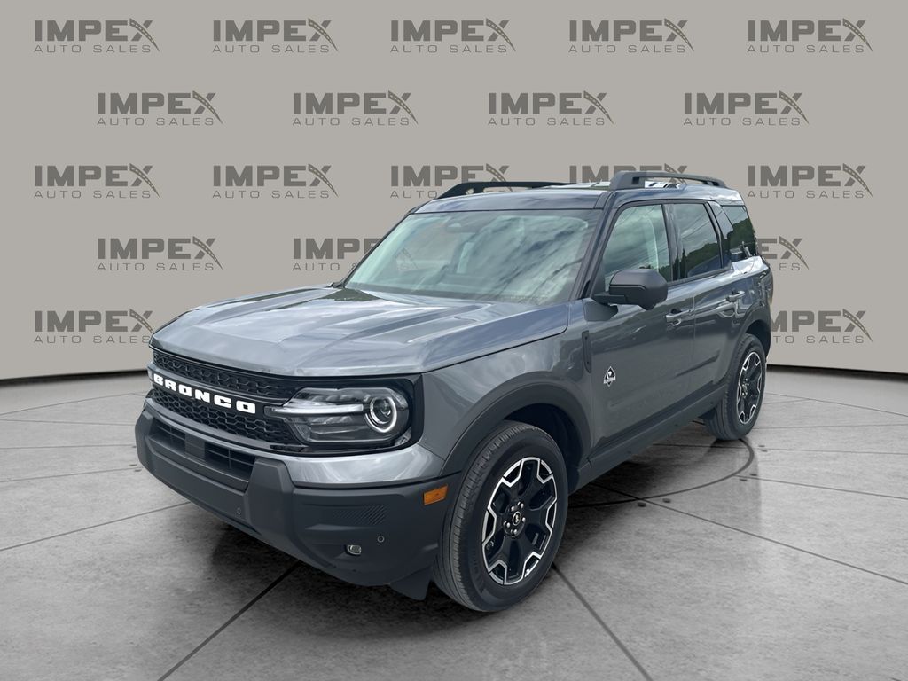 2025 Ford Bronco Sport Outer Banks's photo