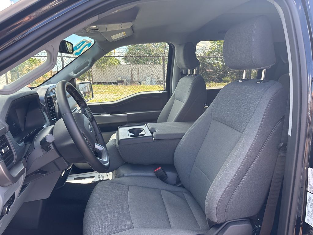 2024 Ford F-150 XLT photo 24