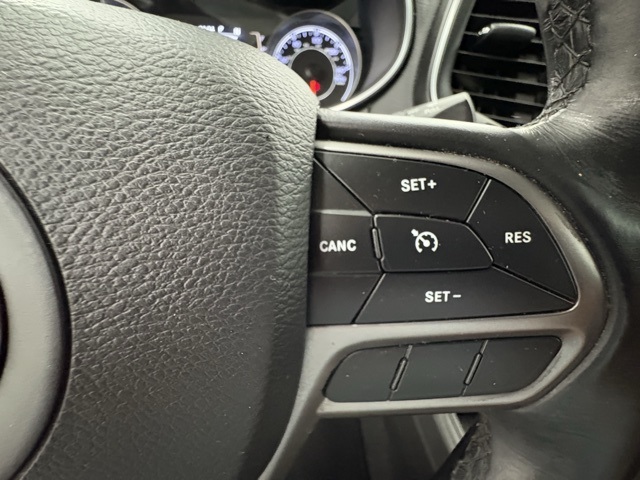 2019 Jeep Cherokee Latitude photo 17