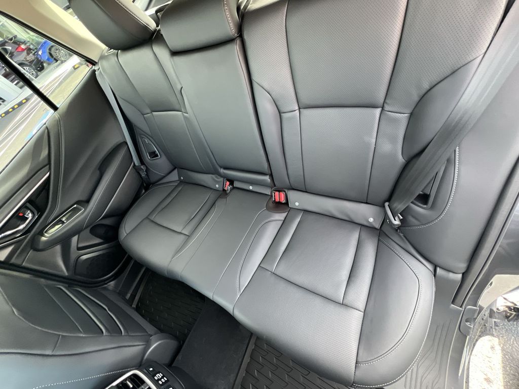 2025 Subaru Outback Touring photo 23