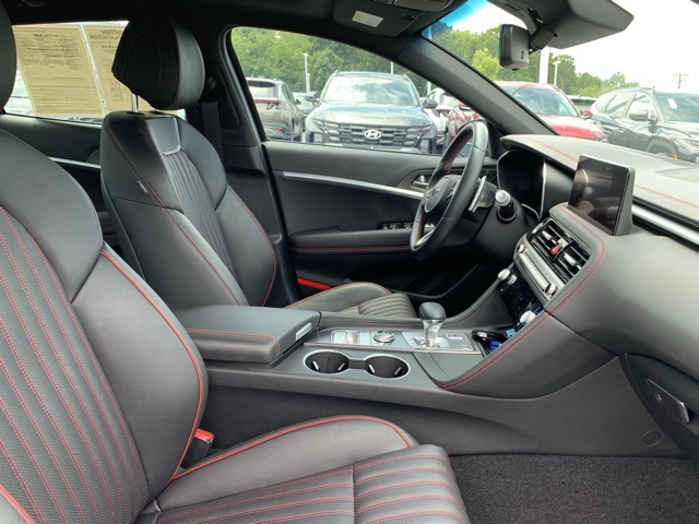 2025 Genesis G70 2.5T photo 38