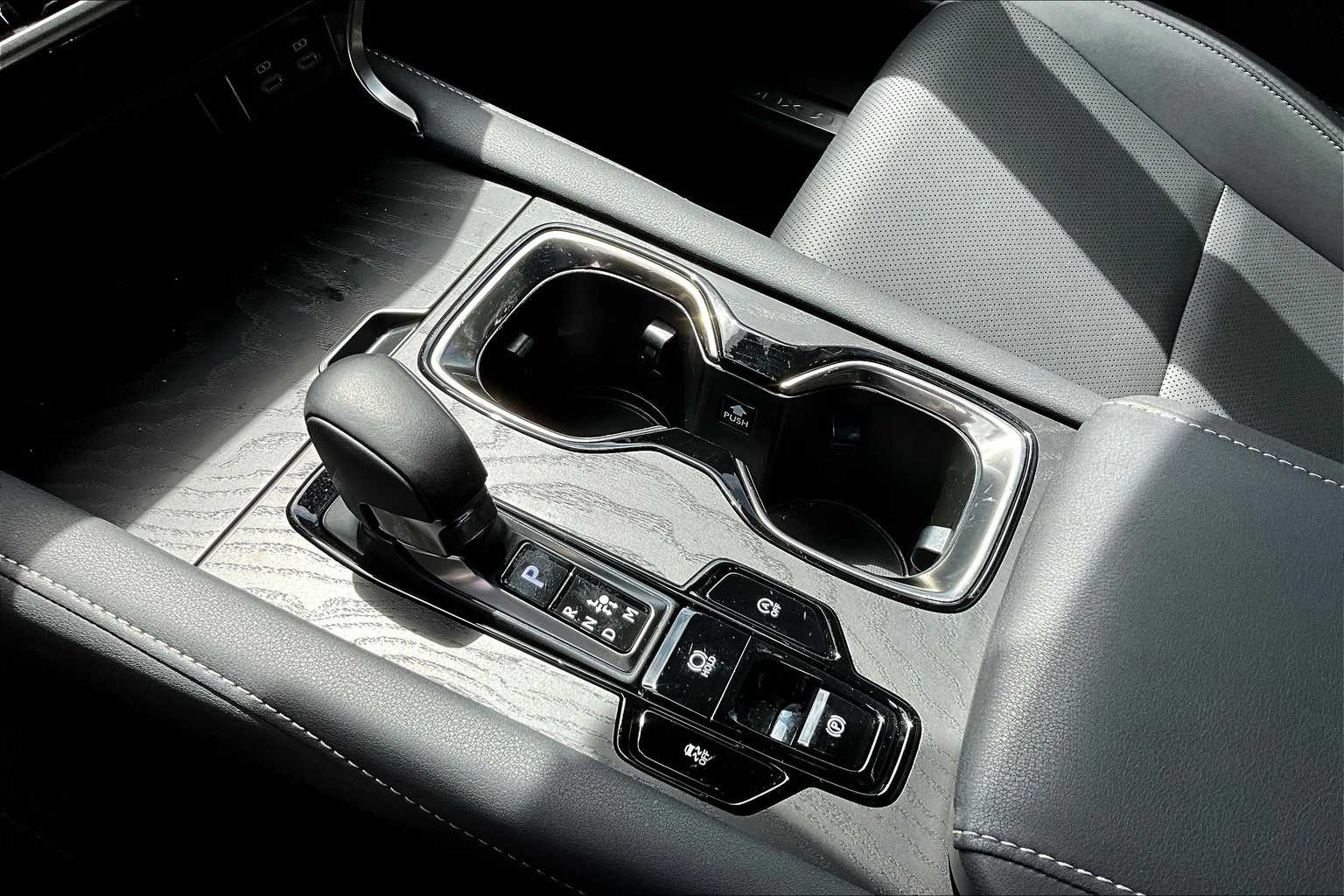2023 Lexus RX Premium photo 16