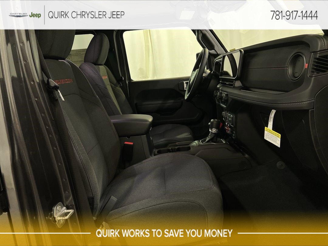 New 2025 Granite Crystal Metallic Clearcoat Jeep Rubicon image 15