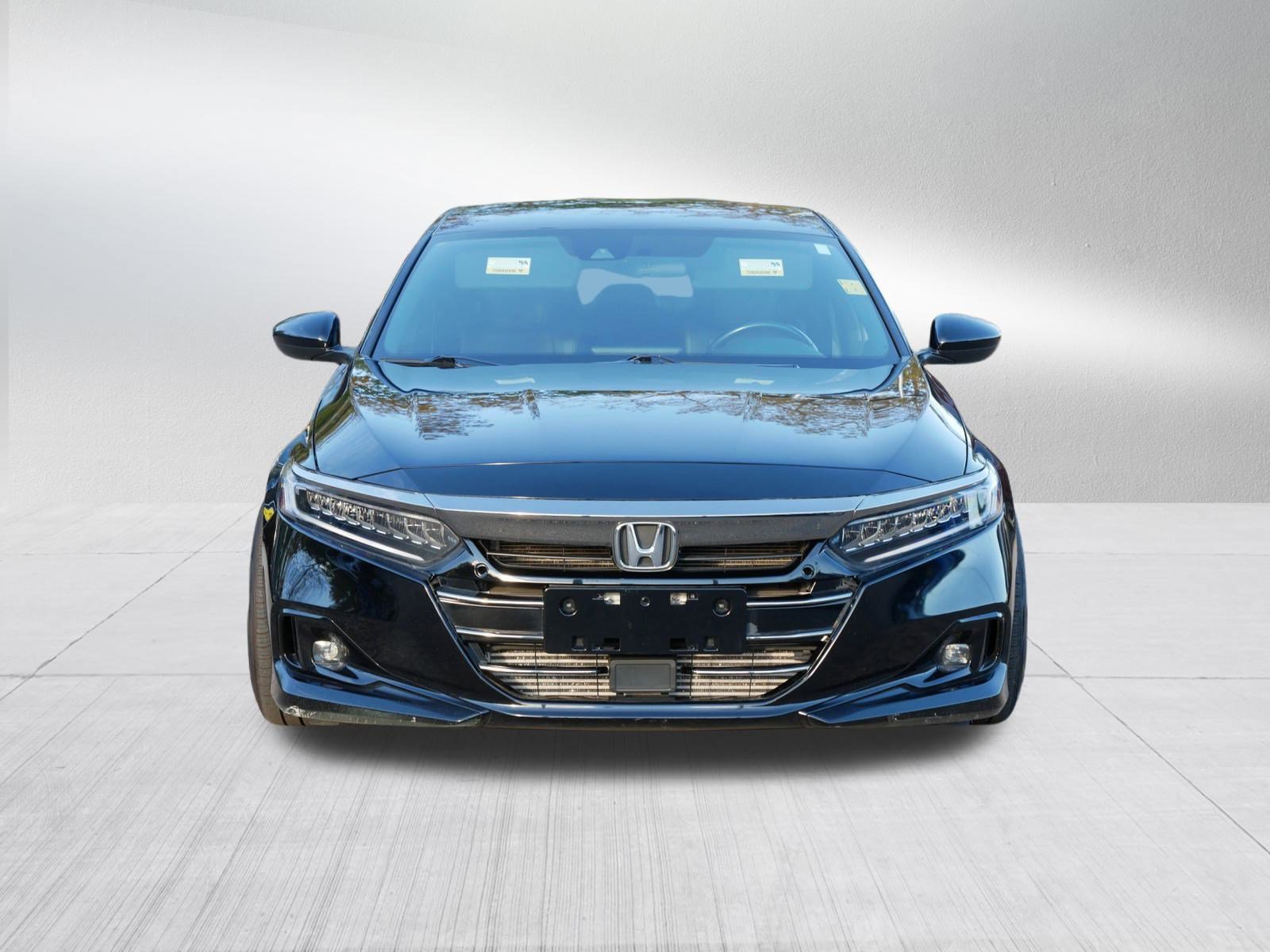 2022 Honda Accord Sport photo 2