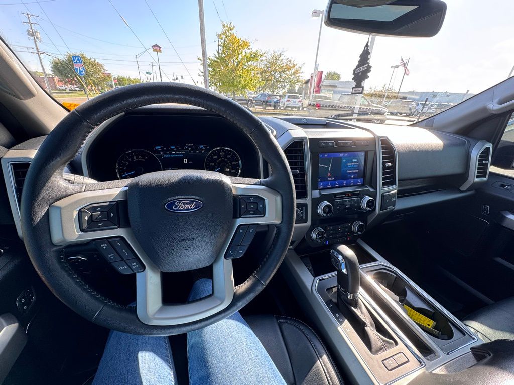 2020 Ford F-150 Lariat photo 10